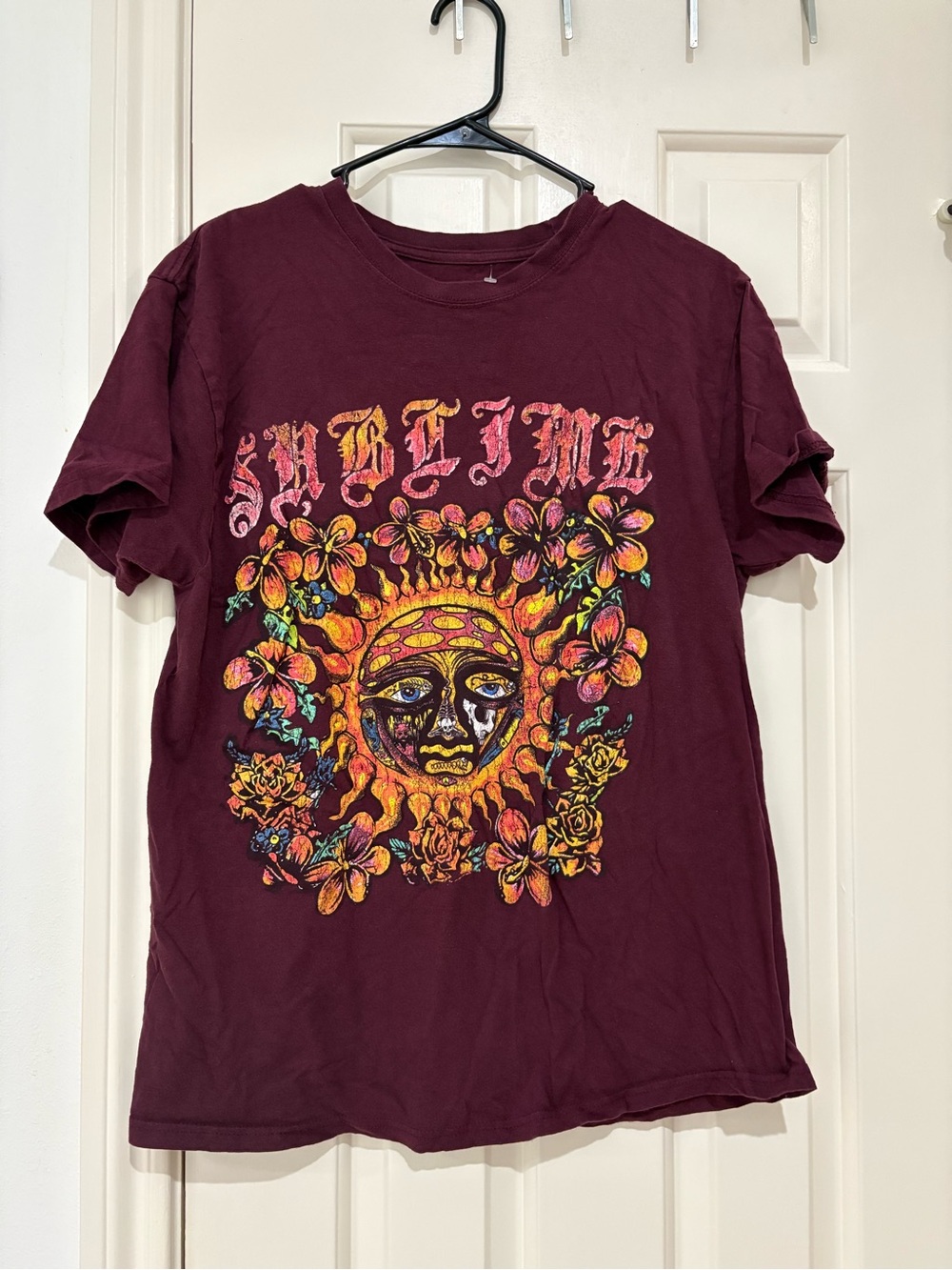 Sublime Sun and Floral Graphic Tee size S/M
